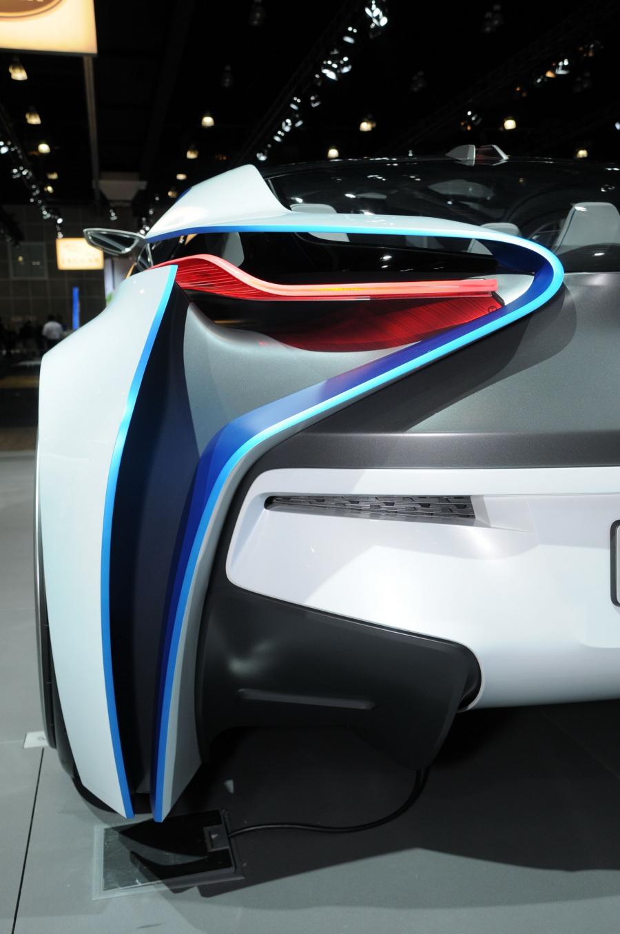  BMW Vision EfficientDynamics Concept 2009 года  (фото 144 из 206)